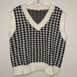 Houndstooth Vest